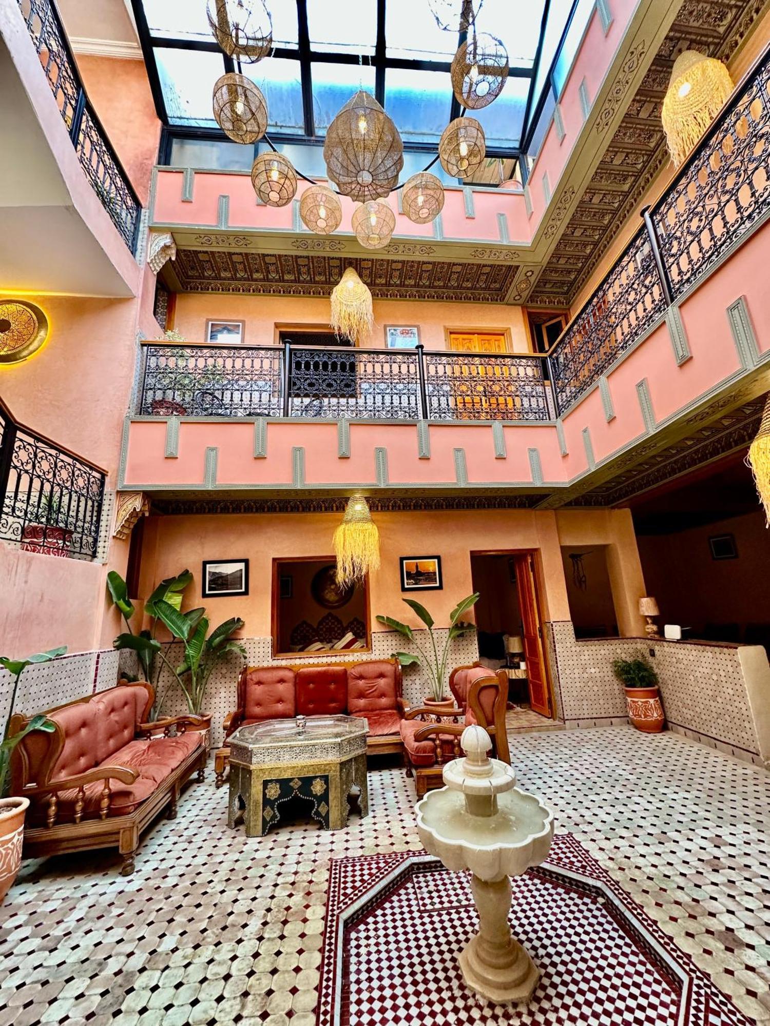 Riad Almonds Marrakech Marrakesh Exterior photo